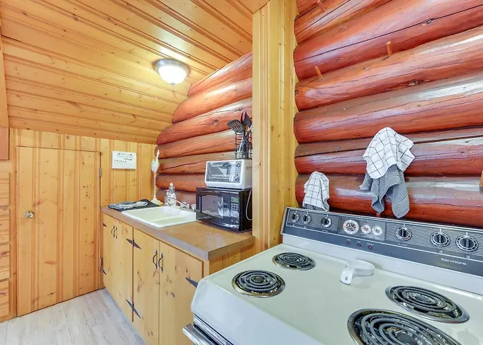 Holiday home 7 Mi To Sinks Canyon: 'creekside Place' In *